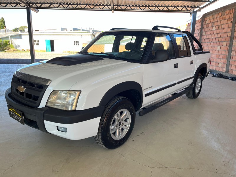 S10 2.4 MPFI ADVANTAGE 4X2 CD 8V FLEX 4P MANUAL - 2011 - VACARIA