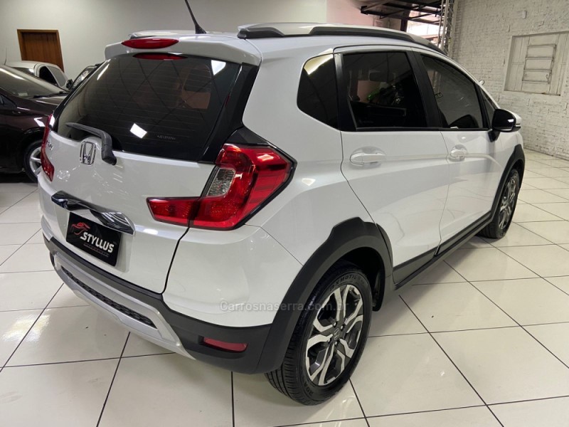 WRV 1.5 16V FLEXONE EX CVT - 2018 - ESTâNCIA VELHA