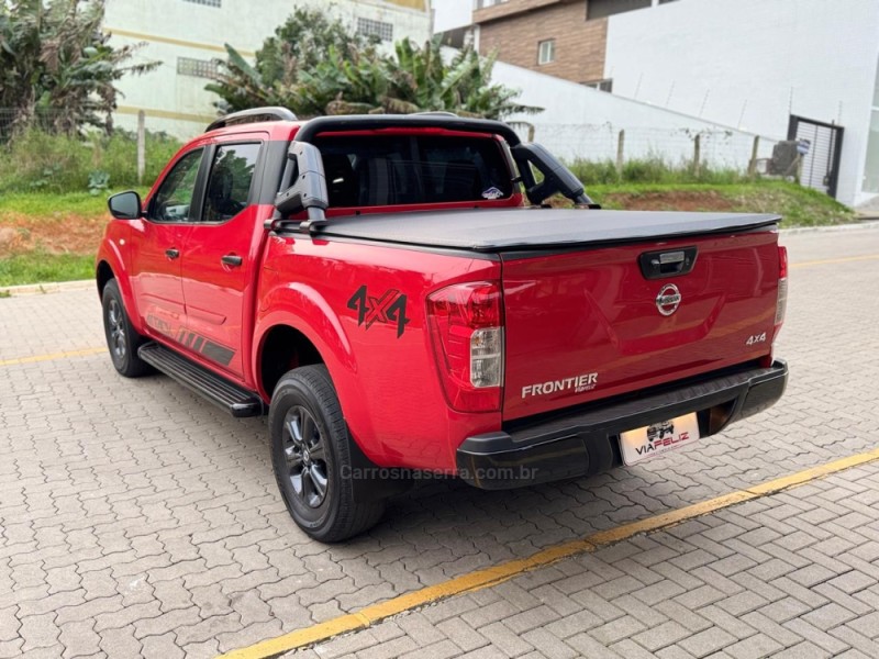 FRONTIER 2.3 ATTACK 4X4 CD BI-TURBO DIESEL 4P AUTOMÁTICO - 2022 - FELIZ