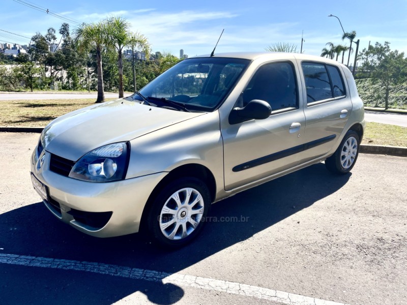 CLIO 1.0 CAMPUS 16V FLEX 4P MANUAL - 2012 - CAXIAS DO SUL