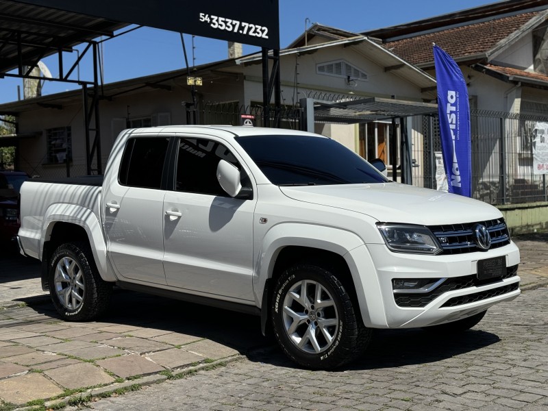 AMAROK 2.0 HIGHLINE 4X4 CD 16V TURBO INTERCOOLER DIESEL 4P AUTOMÁTICO - 2018 - CAXIAS DO SUL