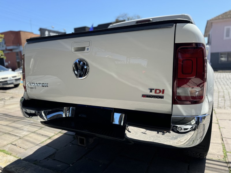 AMAROK 2.0 HIGHLINE 4X4 CD 16V TURBO INTERCOOLER DIESEL 4P AUTOMÁTICO - 2018 - CAXIAS DO SUL