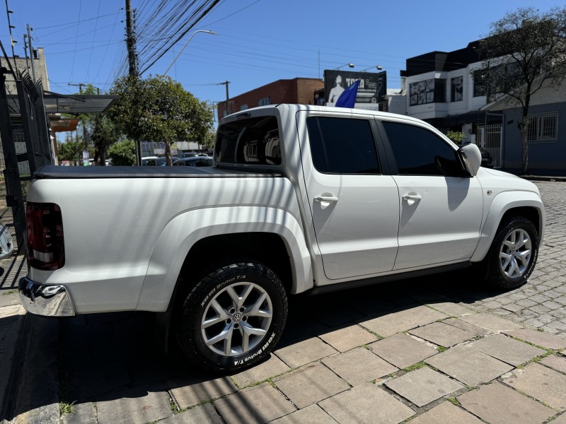 AMAROK 2.0 HIGHLINE 4X4 CD 16V TURBO INTERCOOLER DIESEL 4P AUTOMÁTICO - 2018 - CAXIAS DO SUL