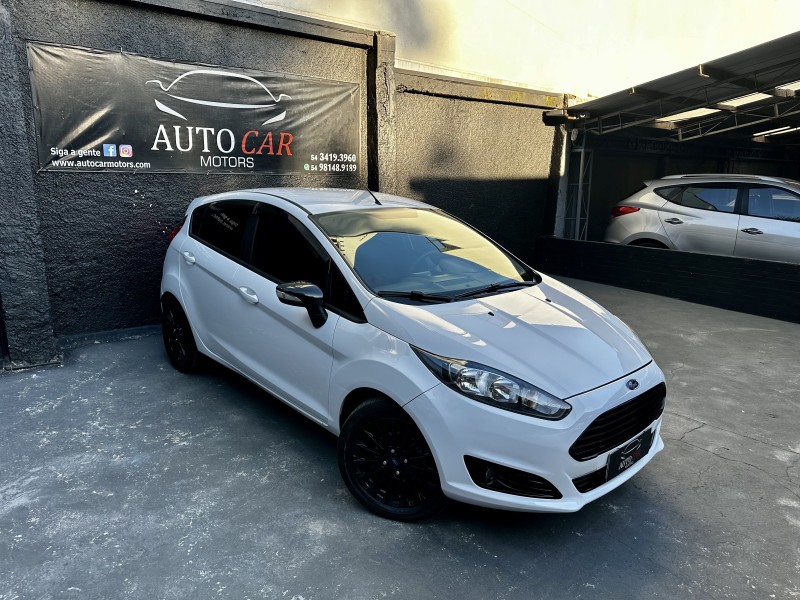 FIESTA 1.6 SE HATCH 16V FLEX 4P MANUAL - 2017 - CAXIAS DO SUL