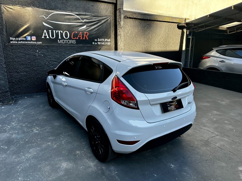 FIESTA 1.6 SE HATCH 16V FLEX 4P MANUAL - 2017 - CAXIAS DO SUL