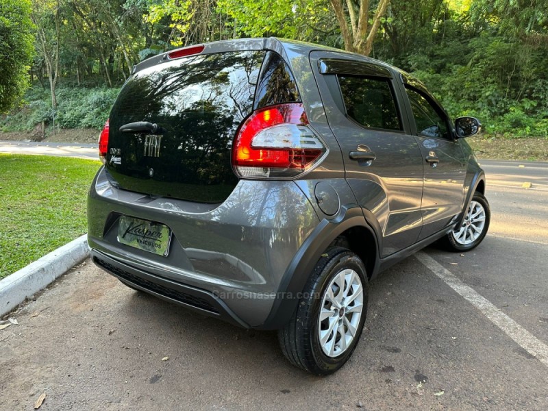 MOBI 1.0 8V EVO FLEX LIKE. MANUAL - 2022 - DOIS IRMãOS