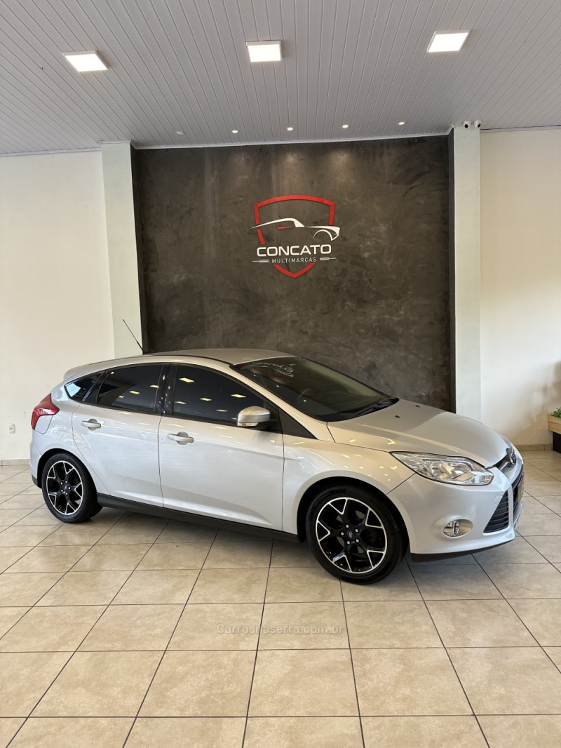 FOCUS 1.6 S 16V FLEX 4P MANUAL - 2015 - FARROUPILHA