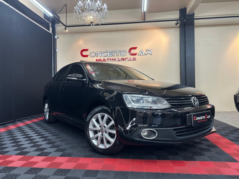 JETTA 2.0 COMFORTLINE FLEX 4P TIPTRONIC