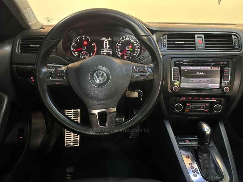 JETTA 2.0 COMFORTLINE FLEX 4P TIPTRONIC - 2012 - NOVO HAMBURGO