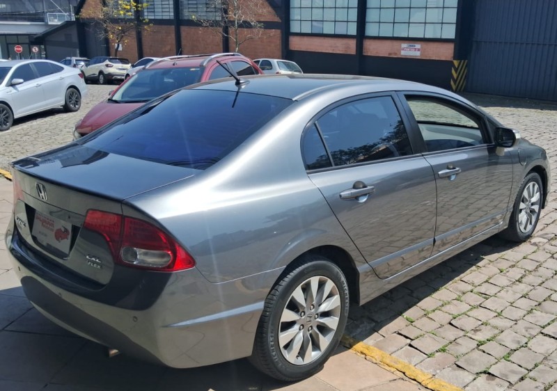 CIVIC 1.8 LXL 16V FLEX 4P AUTOMÁTICO - 2010 - FLORES DA CUNHA