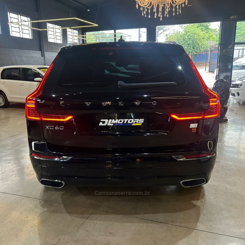 XC60 T8 EXPRESS HÍBRIDO INSCRIPT GASOLINA 4P AUTOMÁTICO - 2021 - LAJEADO