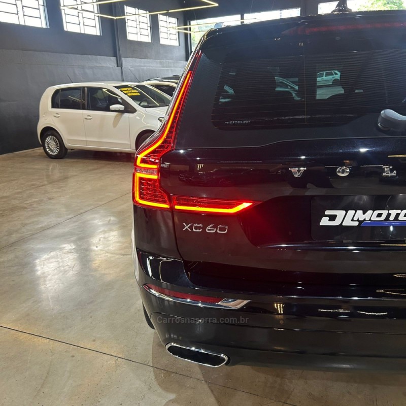 XC60 T8 EXPRESS HÍBRIDO INSCRIPT GASOLINA 4P AUTOMÁTICO - 2021 - LAJEADO