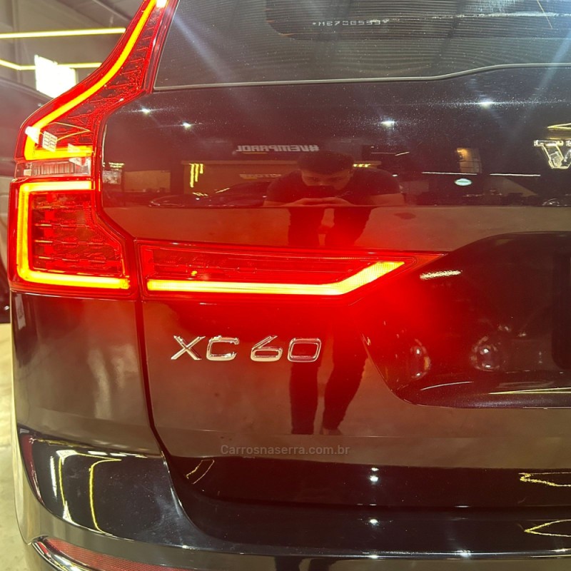 XC60 T8 EXPRESS HÍBRIDO INSCRIPT GASOLINA 4P AUTOMÁTICO - 2021 - LAJEADO