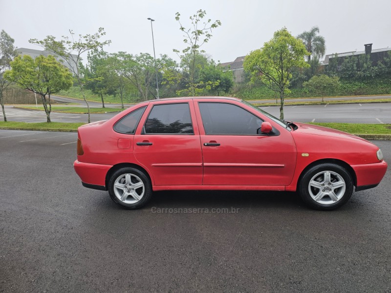 POLO 1.8 MI CLASSIC SEDAN 8V GASOLINA 4P MANUAL - 1999 - BENTO GONçALVES