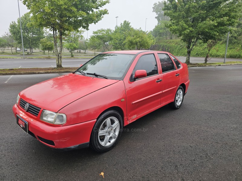 POLO 1.8 MI CLASSIC SEDAN 8V GASOLINA 4P MANUAL - 1999 - BENTO GONçALVES