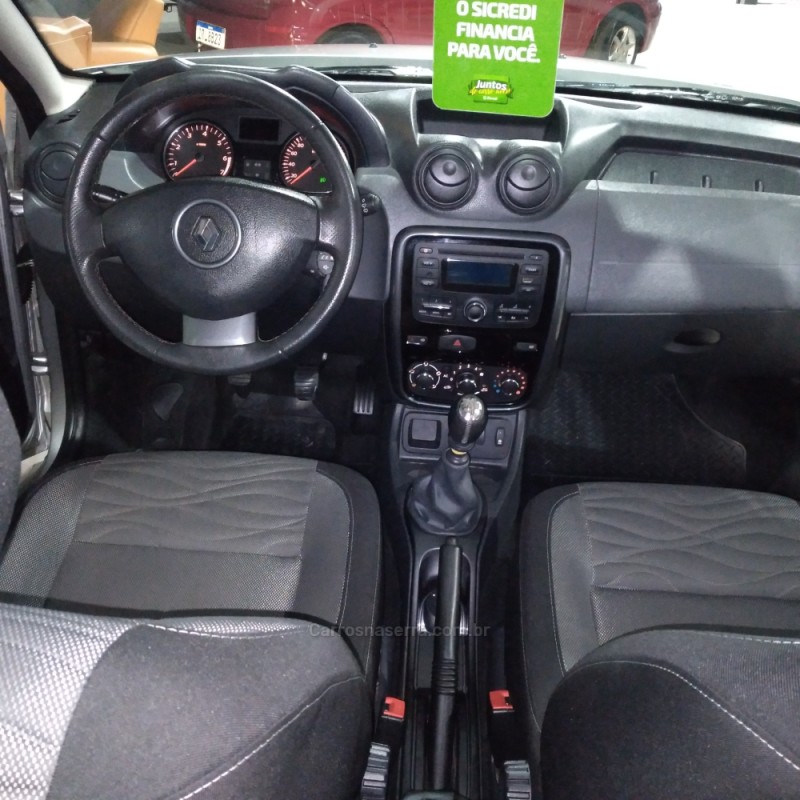 DUSTER 2.0 DYNAMIQUE 4X2 16V FLEX 4P MANUAL - 2013 - NOVO HAMBURGO