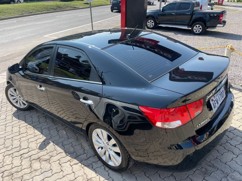 CERATO 1.6 SX3 16V GASOLINA 4P MANUAL - 2012 - CAXIAS DO SUL