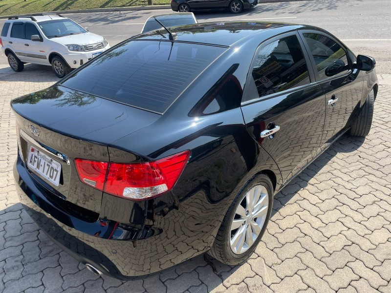 CERATO 1.6 SX3 16V GASOLINA 4P MANUAL - 2012 - CAXIAS DO SUL