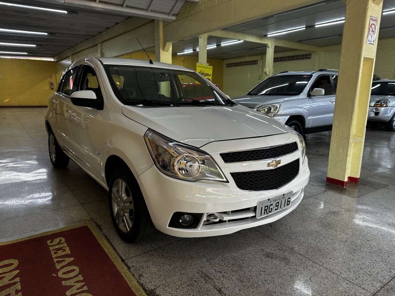 AGILE 1.4 MPFI LTZ 8V FLEX 4P MANUAL - 2011 - NOVA PETRóPOLIS