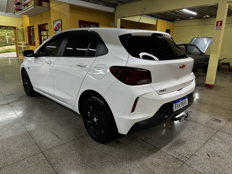 ONIX 1.0 LT 12V FLEX 4P MANUAL - 2022 - NOVA PETRóPOLIS