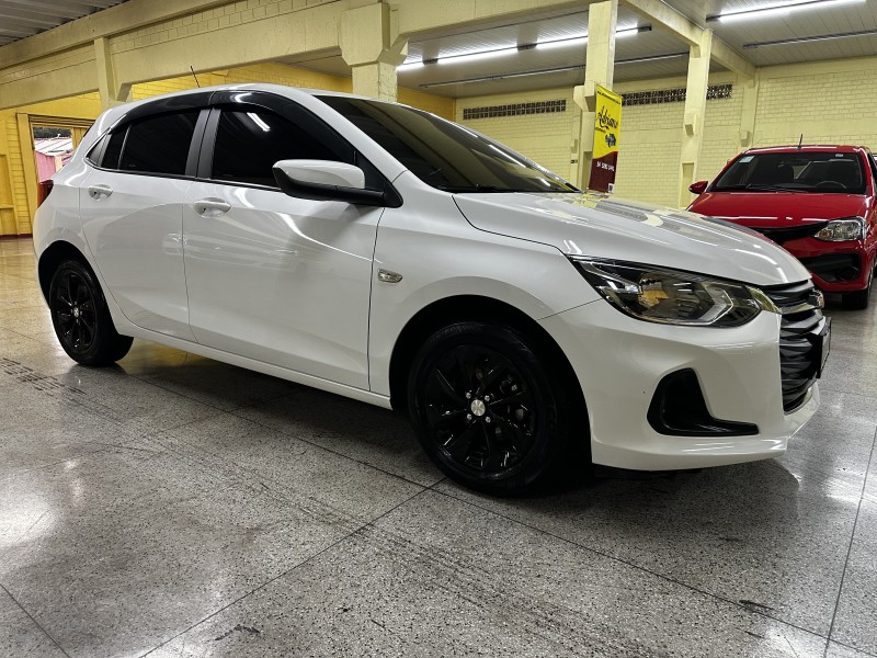 ONIX 1.0 LT 12V FLEX 4P MANUAL - 2022 - NOVA PETRóPOLIS