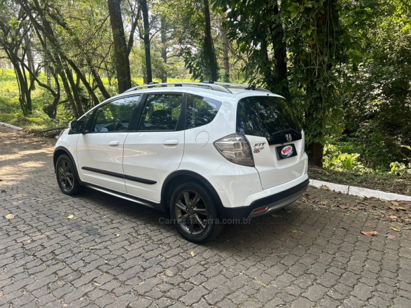 FIT 1.5 TWIST 16V FLEX 4P AUTOMÁTICO - 2014 - LAJEADO