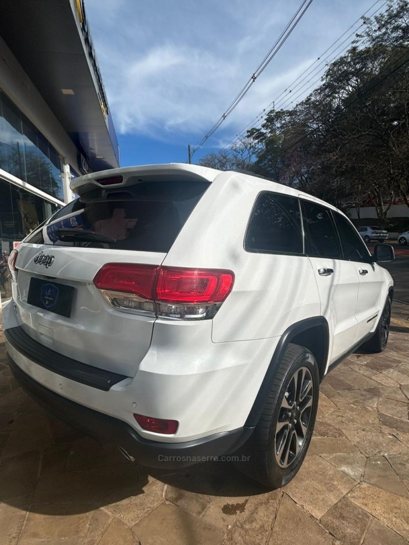 GRAND CHEROKEE 3.0 LIMITED 4X4 V6 24V TURBO DIESEL 4P AUTOMÁTICO - 2018 - NãO-ME-TOQUE