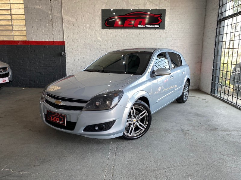 VECTRA 2.0 MPFI GT HATCH 8V FLEX 4P MANUAL