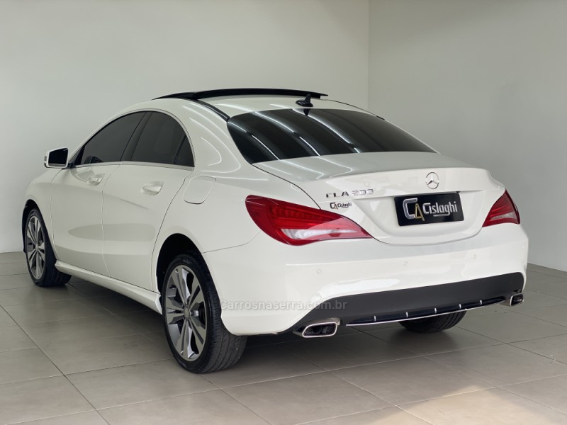 CLA 200 1.6 FIRST EDITION TURBO GASOLINA 4P AUTOMATIZADO - 2014 - CARLOS BARBOSA