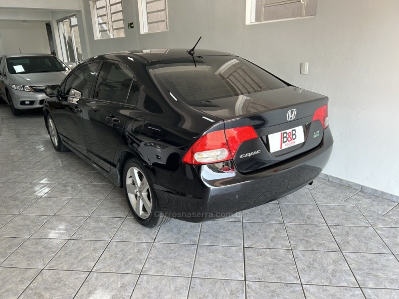 CIVIC 1.8 LXS 16V FLEX 4P MANUAL - 2010 - NOVA PRATA