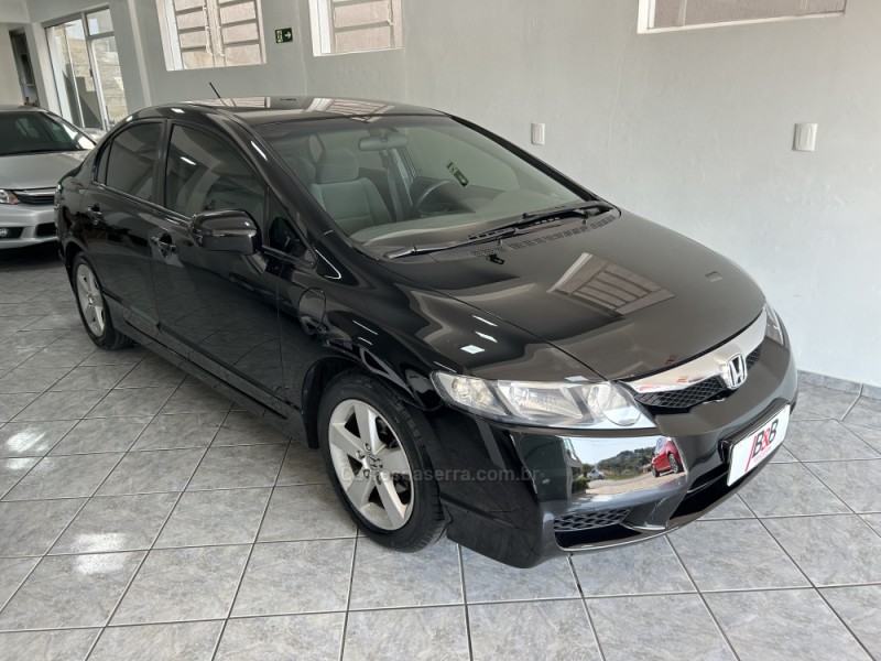 CIVIC 1.8 LXS 16V FLEX 4P MANUAL - 2010 - NOVA PRATA