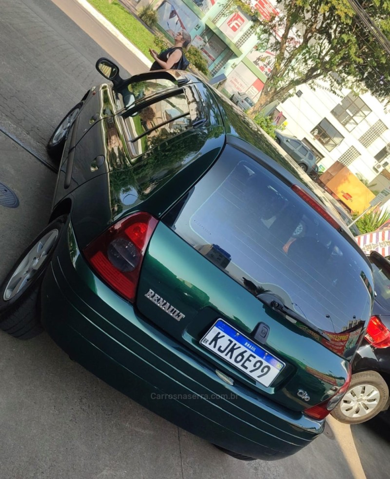 CLIO 1.0 RT 16V GASOLINA 4P MANUAL - 2001 - NOVO HAMBURGO