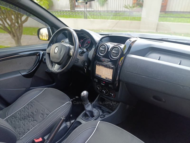 DUSTER OROCH 1.6 16V FLEX DYNAMIQUE 4P MANUAL - 2018 - CAXIAS DO SUL