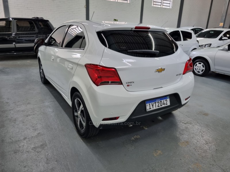 ONIX 1.4 MPFI LTZ 8V FLEX 4P MANUAL - 2019 - GARIBALDI