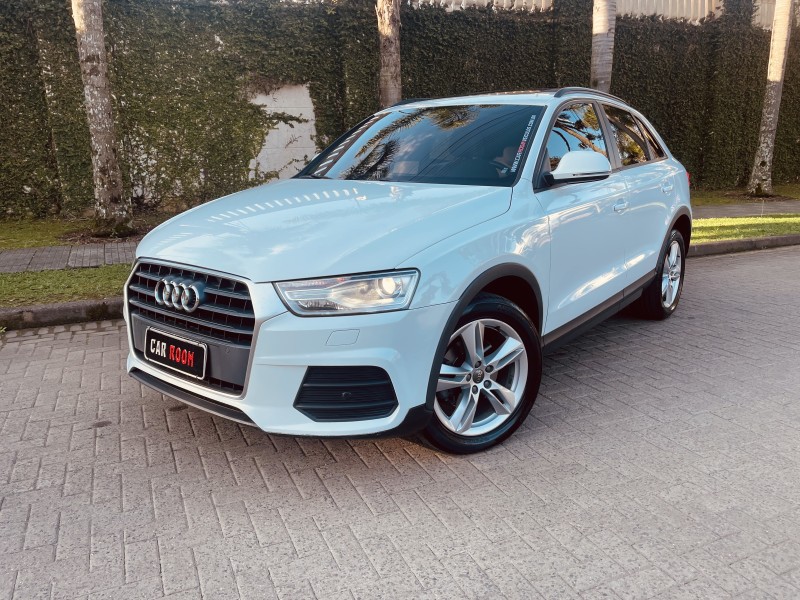 Q3 1.4 TFSI AMBIENTE GASOLINA 4P S TRONIC