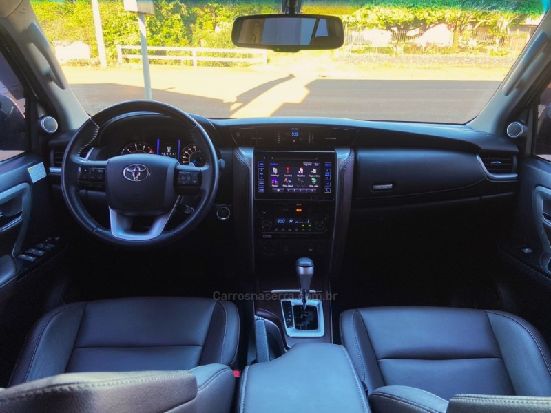 HILUX SW4 2.8 SRX 4X4 7 LUGARES 16V TURBO INTERCOOLER DIESEL 4P AUTOMÁTICO - 2019 - CAMPINAS DO SUL