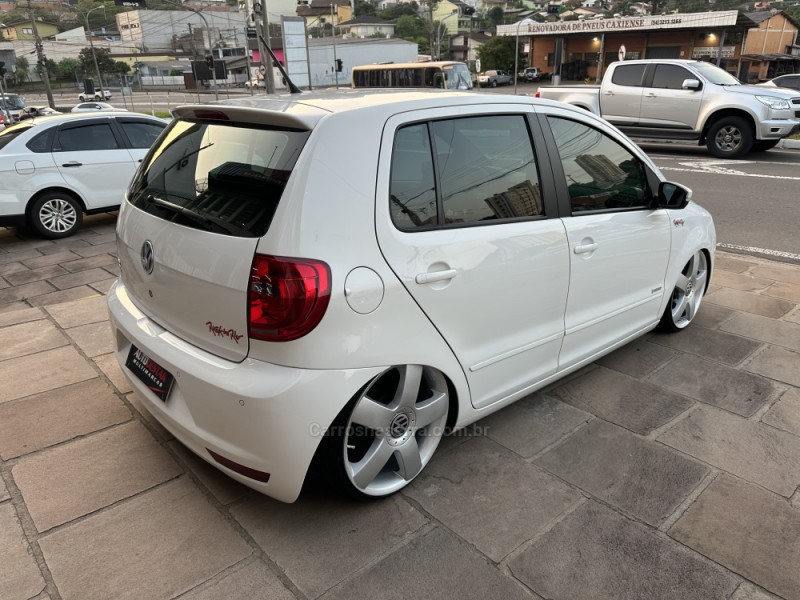 FOX 1.0 ITREND 8V FLEX 4P MANUAL - 2014 - CAXIAS DO SUL