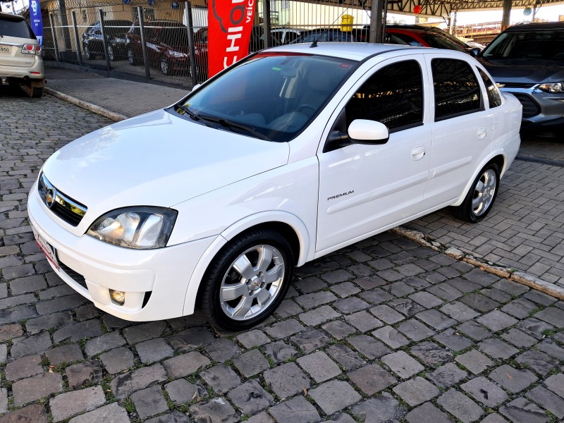 CORSA 1.4 MPFI PREMIUM SEDAN 8V FLEX 4P MANUAL