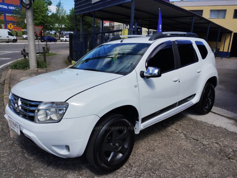 DUSTER 1.6 DYNAMIQUE 4X2 16V FLEX 4P MANUAL - 2014 - CAXIAS DO SUL