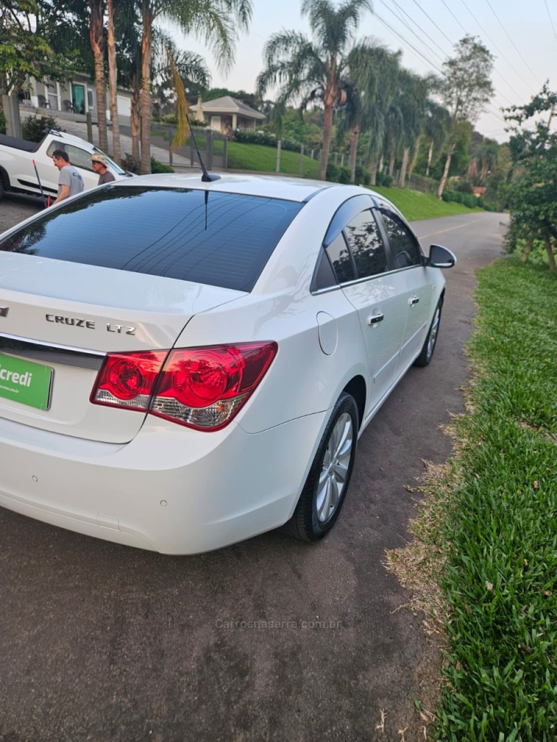 CRUZE 1.8 LTZ 16V FLEX 4P AUTOMÁTICO - 2013 - VERANóPOLIS