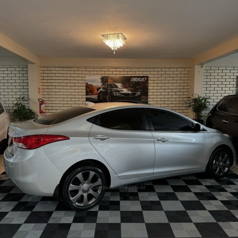 ELANTRA 1.8 GLS 16V GASOLINA 4P AUTOMÁTICO - 2012 - NOVO HAMBURGO