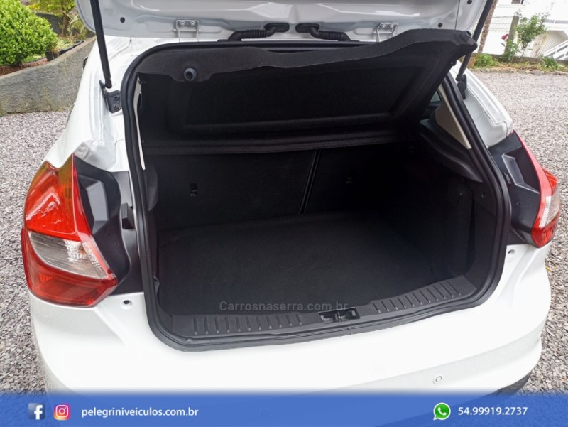 FOCUS 2.0 TITANIUM HATCH 16V FLEX 4P AUTOMÁTICO - 2015 - BENTO GONçALVES