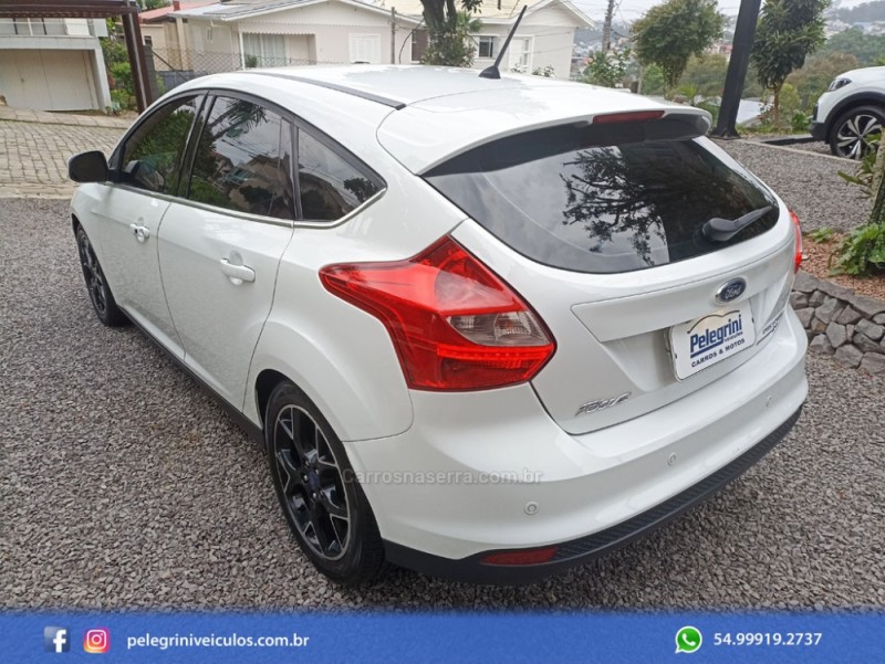 FOCUS 2.0 TITANIUM HATCH 16V FLEX 4P AUTOMÁTICO - 2015 - BENTO GONçALVES