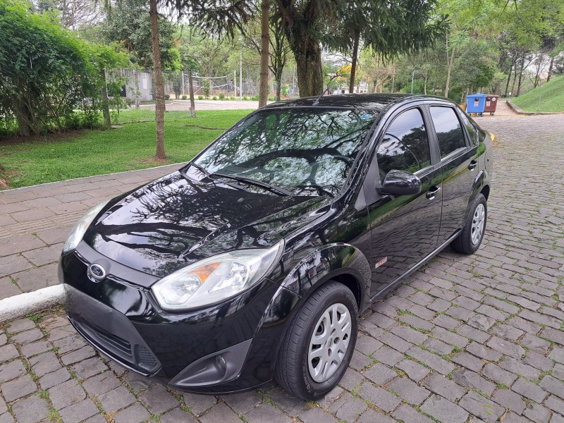 FIESTA 1.6 MPI CLASS SEDAN 8V FLEX 4P MANUAL