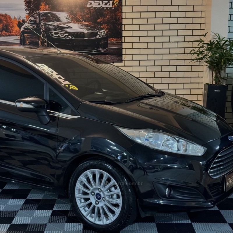 FIESTA 1.6 TITANIUM HATCH 16V FLEX 4P AUTOMÁTICO - 2014 - NOVO HAMBURGO