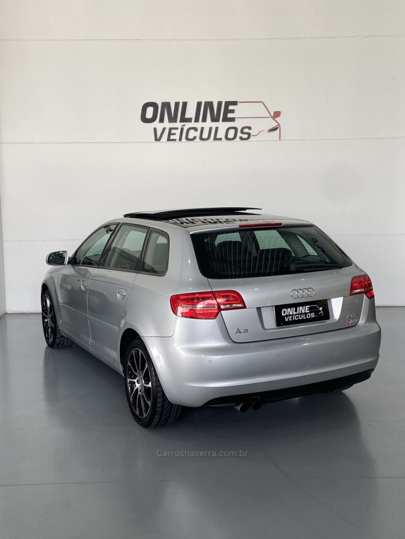 A3 2.0 TFSI SPORTBACK 16V GASOLINA 4P S-TRONIC - 2011 - FARROUPILHA