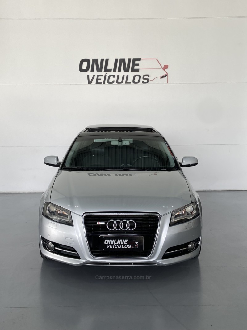 A3 2.0 TFSI SPORTBACK 16V GASOLINA 4P S-TRONIC - 2011 - FARROUPILHA