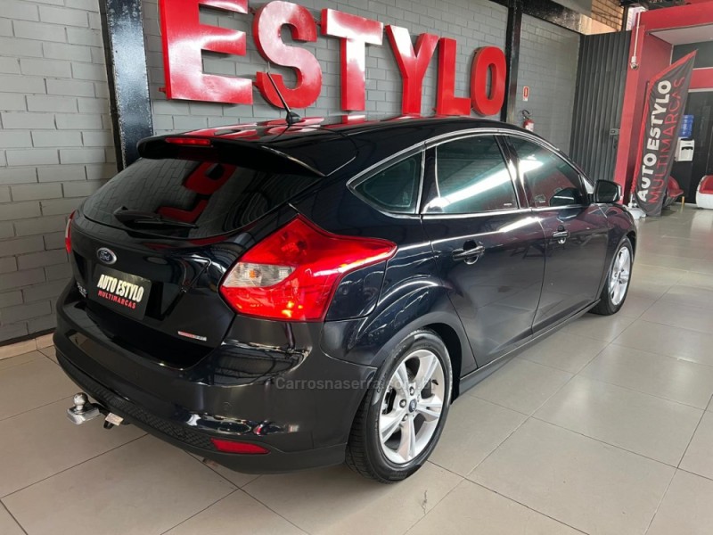 FOCUS 1.6 SE 16V FLEX 4P AUTOMÁTICO - 2014 - ESTâNCIA VELHA