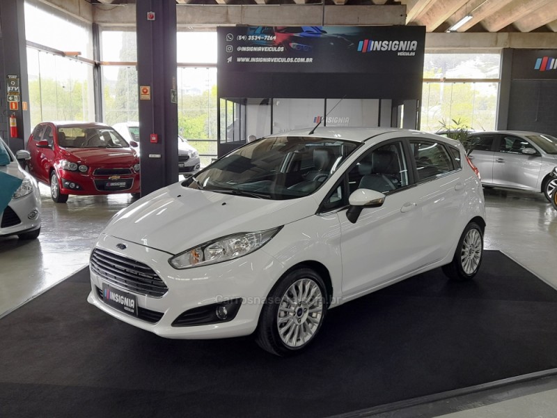 FIESTA 1.6 TITANIUM HATCH 16V FLEX 4P AUTOMÁTICO - 2015 - CAXIAS DO SUL