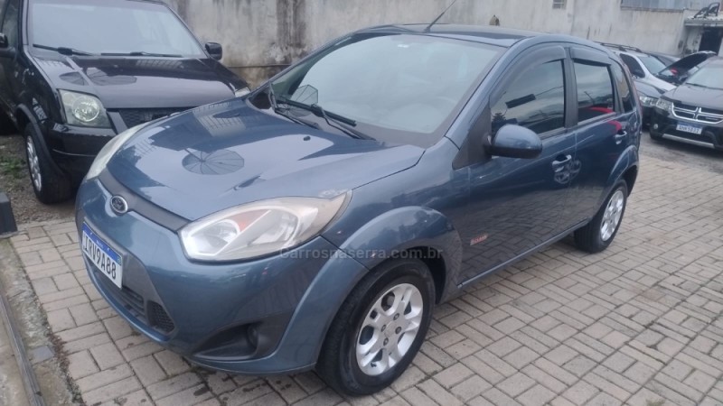 FIESTA 1.6 MPI CLASS HATCH 8V FLEX 4P MANUAL - 2011 - CAXIAS DO SUL